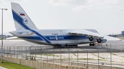 An124, Antonow, Antonov, An 124, Volga Dnepr, Volga-Dnepr, Russland, Toronto Russian Cargo Plane Seized At Toronto Pearson Airport