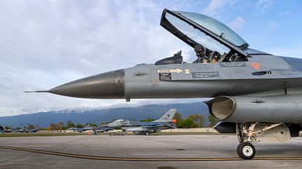 f16, f-16, fightig falcon, niederlande, Koninklije Luchtmacht, kampfflugzeug, volkel F-16 Fighting Falcon Detail Cockpit