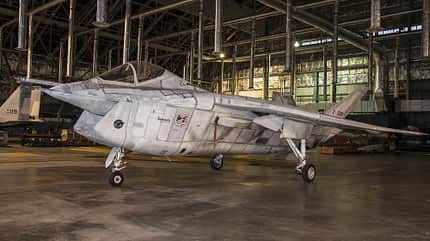 National Museum U.S. Air Force, dayton, jsf, joint strike fighter, boeing, x32, x-32A, kampfflugzeug Boeing X-32A im Hangar seitlich