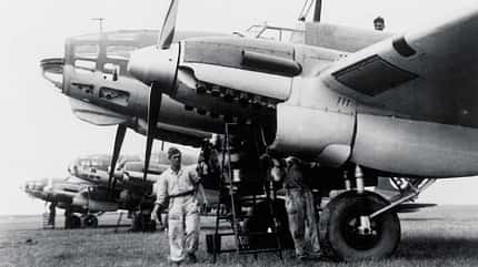 Heinkel He 111, He111, Heinkel, Bomber, Zweiter Weltkrieg, Kampfflugzeug, Heinkel-Flugzeugwerke