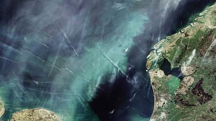 Nachhaltigkeit, Flugrouten, North Atlantic Tracks, Kondensstreifen, Verkehrssicherung, Flugsicherung, Eurocontrol, Tower, Route, ESA