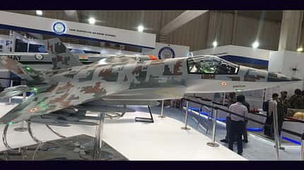 HAL AMCA, Hindustan stealth, kampfflugzeug HAL AMCA Modell auf Messe