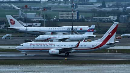 WEF 2024, weltwirtschaftsforum, vip, davos, zürich, zrh, business jet, boeing, airbus, 747, 737, polen Boeing 737 Polen rollend