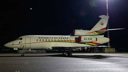 Dassault Falcon 900 Ghana bei Nacht