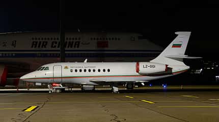 Dassault Falcon 2000 Bulgarien bei Nacht