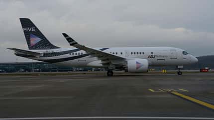 Airbus ACJ21 rollend