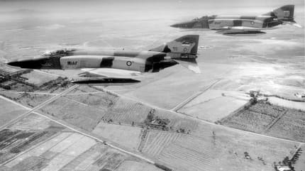 McDonnel Douglas RF 4E, RF4E, RF 4E, IRIAF, RF 4E Phantom II, Iranische Luftwaffe, Aufklärungsflugzeug, Klassiker