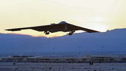 B-2 Start Sonnenuntergang