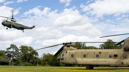 v22, V-22 Osprey, Tiltrotor, bell boeing, us navy, cod, USMC, HMX-1, Ch-47, Chinook CH-47F mit VH-3D Präsidentbesuch Großbritannien