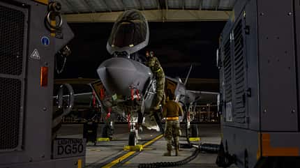 F-35, Lightning II, stealth, USAF, Lockheed Martin F-35 Lightning II Wartung bei Nacht