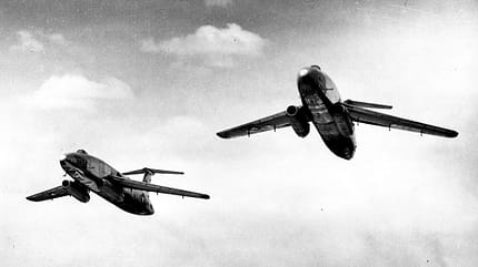 Martin, XB-51, Matador, US Air Force, Projekt Tom-Tom Zwei Martin XB-51 im Flug