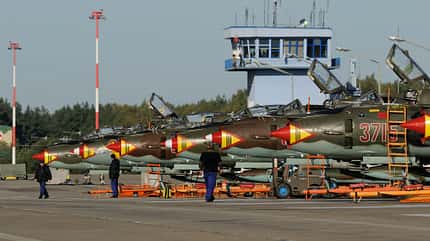Suchoi Su-22 Polen Flightline