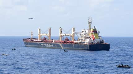 Indien, Piraten, C-17, globemaster, boeing, MV Ruen MV Ruen im Wasser Indien Anti-Piraten-Einsatz