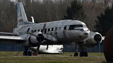 Flughafen Warschau Il-14 abgestellt