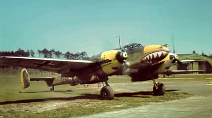 Honorarpflichtig, Luftwaffe, Tarnanstrich, Zweiter Weltkrieg, Front, Messerschmitt, Bf109E, Bf109B, Focke Wulf, Fw190A, Bf109G, Fw190A6, Fw190D, Me410, Bf109K, Me262A