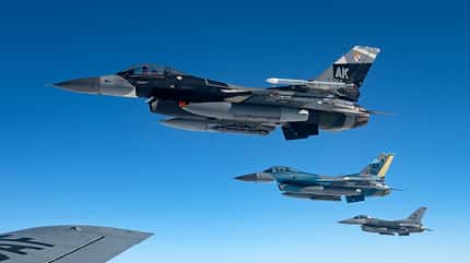 F16, F-16, Lockheed Martin, Fighting Falcon, Aggressor, Alaska, 18th AGS Formation F-16 Aggressors in verschiedenen Anstrichen