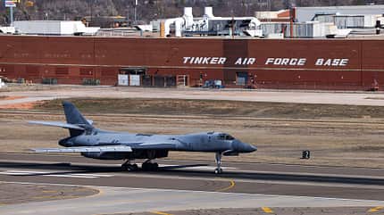 b1, b-1b, lancer, Tinker, lancelot, AMARG, rockwell, usaf B-1B Lancelot Landung in Tinker
