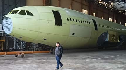 Iljuschin, Il-96 Rohbau neue Iljuschin Il-96-300