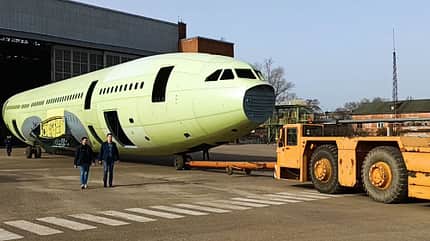 Iljuschin, Il-96 Rohbau neue Iljuschin Il-96-300