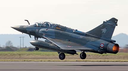 Mirage, Mirage 2000B, Mirage 2000D, PC9, Frankreich, Kampfjet, Militär, Ausbildung, NATO, Jagdflugzeug, Training, Nancy