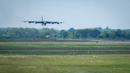 B-52H Stratofortress im Anflug auf Fairford