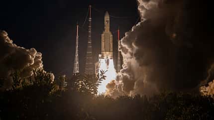 DLR, Satellit, Heinrich Hertz, OHB System AG Bremen, Telekommunikation, Raumfahrt, Ariane 5
