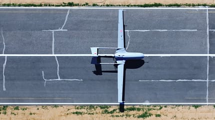 Baykar, Bayraktar, TB3, Anadolu Die türkische Drohne TB-3 von Baykar beim Rampenstart.