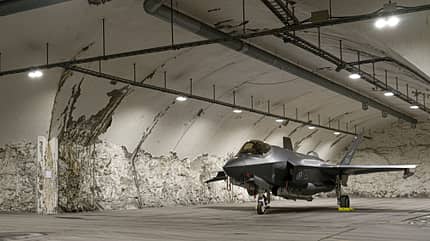F-35 Norwegen in Bergkaverne