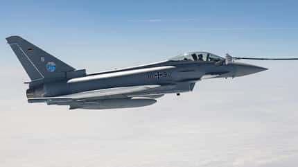 Eurofighter der Luftwaffe bei der Überführung nach Hawaii.