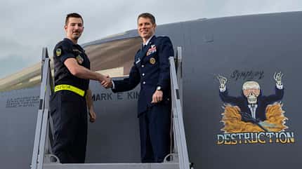 B-1B, Lancer, Ellsworth, Unfall Kommandeur vor B-1B Lancer
