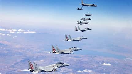 Formation F-15 und F-35i mit Boeing 707