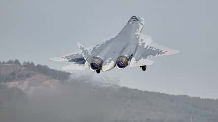 Neue Suchoi Su-57 für Russlands Luftwaffe.