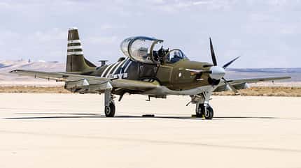 Embraer, A-29, Super Tucano, Air Force Test Pilot School Embraer A-29 Super Tucano im Sonderanstrich am Boden