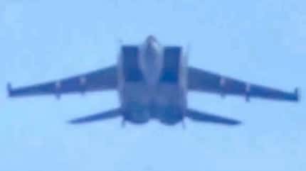MiG25, Algerien, Foxbat, MiG-25, Mikojan Algerische MiG-25 bei der Militärparade am 1. November 2024.