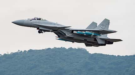 Zhuhai, China, J20, J35, J10, Ba Yi, J16, J15, Russian Knights Highlights am Himmel bei der Airshow China 2024 in Zhuhai.