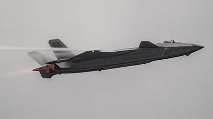 Zhuhai, China, J20, J35, J10, Ba Yi, J16, J15, Russian Knights Highlights am Himmel bei der Airshow China 2024 in Zhuhai.