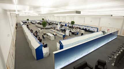 DFS Deutsche Flugsicherung, Fluglotse, Flugverkehrskontrolle, Tower, Center, Towerlotse, Austrocontrol, Remote Tower Control 12 KE 0552-01