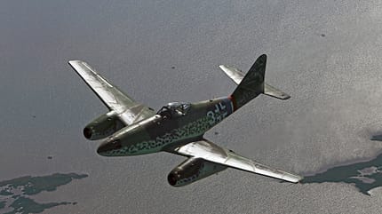 Me262, Messerschmitt 262, Strahljäger, Wolfgang Czaia, Schwalbe, Weiße 3 III, JG7