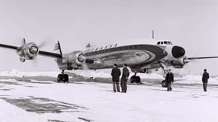 Lufthansa Super Star mit laufenden Motoren