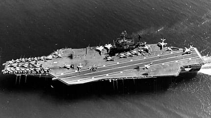 USS John F. Kennedy, CV-67, US navy, Flugzeugträger Luftaufnahme USS John F. Kennedy