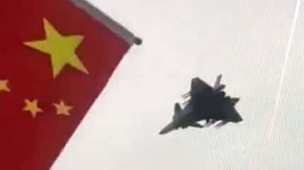 Chengdu, J-20, China Chengdu J-20 mit voller Bewaffnung