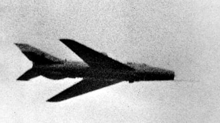 Mikojan, MiG-21, Je-2 MiG-21-Prototyp Je-2 im Flug