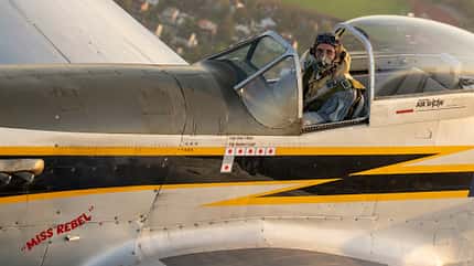NAA P-51 Mustang „Miss Rebel“, Warbird, Biltema, Skandinavien, Oslo, Air-to-Air Lars Ness im Flug mit der NAA P-51 Mustang „Miss Rebel“