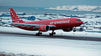 Grönland, Flughafen Nuuk, Terminal Eröffnung, Einweihung Landung des Airbus A330 OY-GKN von Air Greenland am Flughafen Nuuk