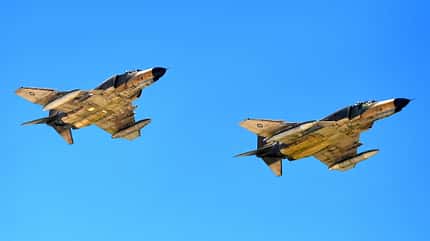 Iran, Luftwaffe Kampfjets der iranischen Luftwaffe in Aktion.