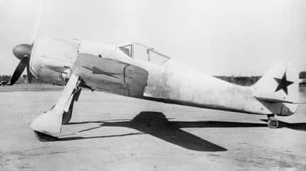 Deutsche Beuteflugzeuge, Rote Armee, Focke-Wulf Fw 190, Messerschmitt Me 262, Fw 190 A-4, Heinkel He 162, Fw 200, Henschel Hs 126, Heinkel He 111, Fw 189 A-3, Junkers Ju 87, Do 17 Fw 190 A-4 mit der Werknummer 2310 erbeutet von den Sowjets