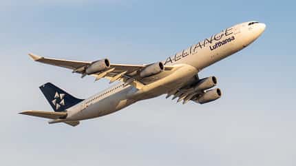 Lufthansa A340 mit Star Alliance-Lackierung