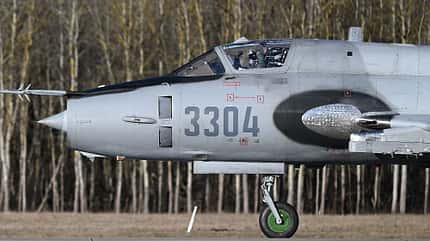 Suchoi, Su-22, Fitter, Polen Pilot im Cockpit Suchoi Su-22 Fitter Polen