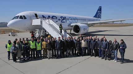 Jakowlew MS-21-310, Erstflug mit russischen Komponenten-