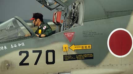 Detail Cockpit Mitsubishi F-1